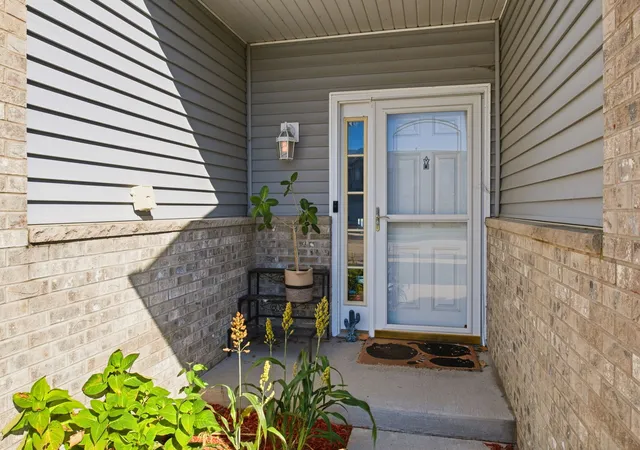 Photo 2 of Townhouse for sale at 1956 Waters Edge Dr, Minooka, IL 60447 | MLS# 12782586 | Listing updated on 2026-10-21