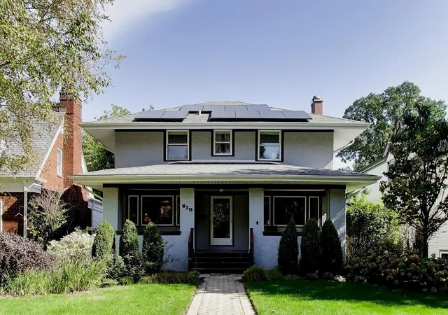 Single family home for sale at 810 N Kenilworth Ave, Oak Park, IL 60302 | MLS# 12782593
