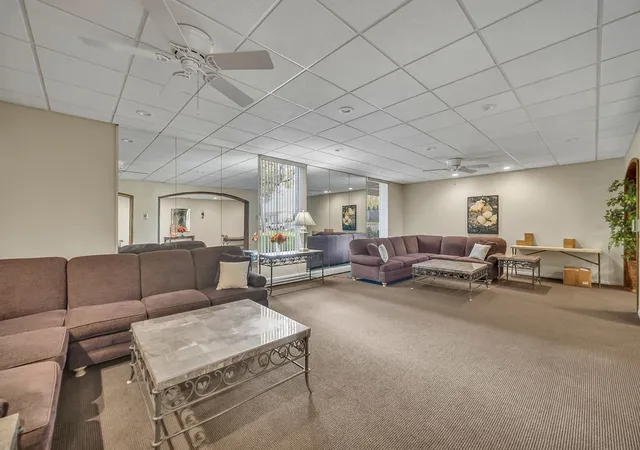 Listing Photo 2 - Condo for sale in building located at 1331 S Finley Rd, Lombard, IL 60148 - Unit #212