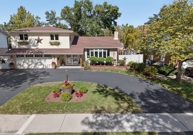 Single family home for sale at 1330 190th Street, Homewood, IL 60430 | MLS# 12782652