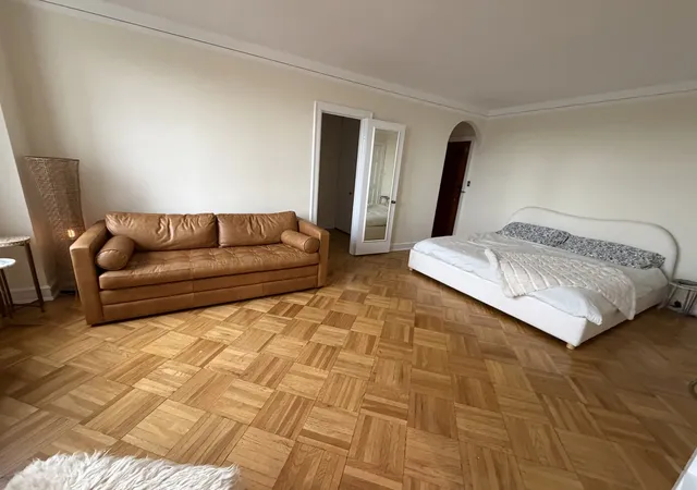 Photo 3 of Condo for sale at 2000 N Lincoln Park W #911, Chicago, IL 60614 | MLS# 12782653 | Listing updated on 2026-10-11