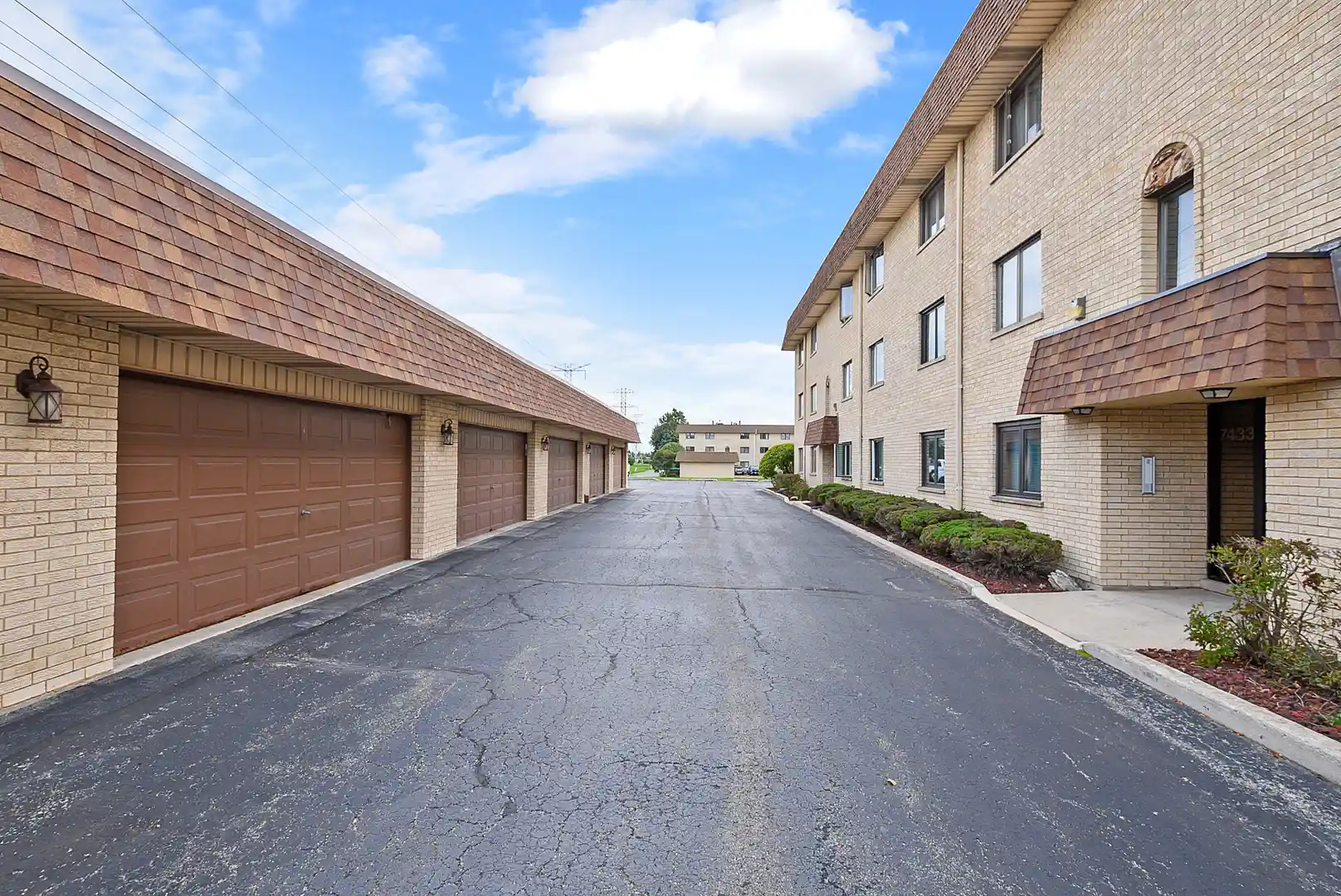 Listing Photo 16 - Condo for sale in 7433 Ponderosa Ct located at 7433 Ponderosa Ct, Orland Park, IL 60462 - Unit 7433 Ponderosa Ct