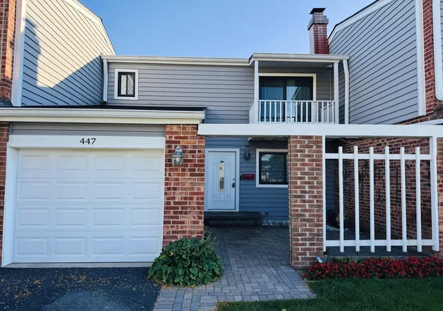 Townhouse for sale at 447 Buckeye Dr, Wheeling, IL 60090 | MLS# 12782677
