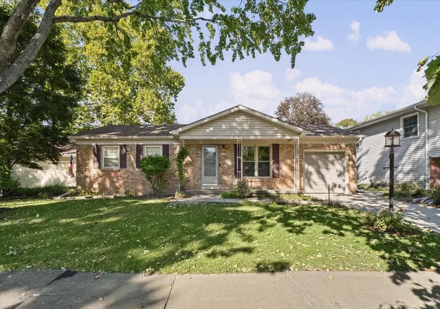 Photo 2 of Single family home for sale at 2312 Barberry Dr, Champaign, IL 61821 | MLS# 12782686 | Listing updated on 2026-10-22