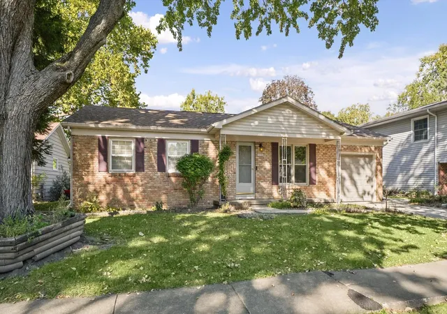 Photo 3 of Single family home for sale at 2312 Barberry Dr, Champaign, IL 61821 | MLS# 12782686 | Listing updated on 2026-10-22