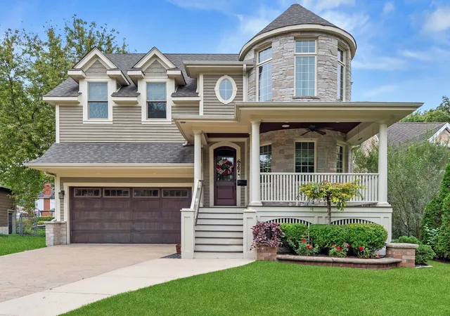 Photo 1 of Single family home for sale at 627 N Kensington Ave, La Grange Park, IL 60526 | MLS# 12782690 | Listing updated on 2026-10-22