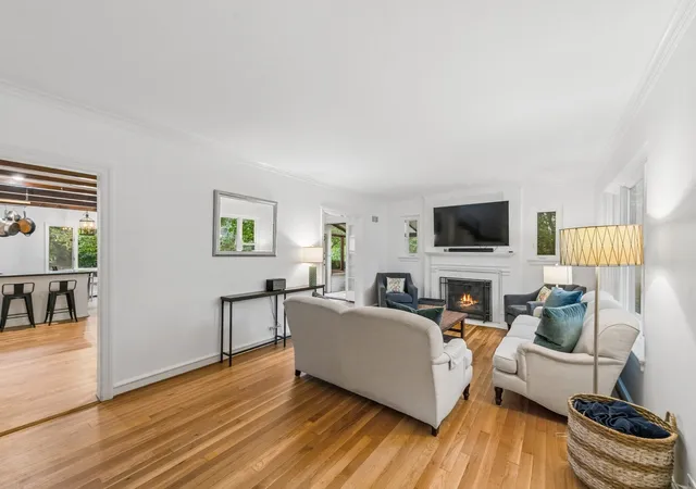 Photo 3 of Single family home for sale at 9421 Crawford Ave, Evanston, IL 60203 | MLS# 12782730 | Listing updated on 2026-10-22