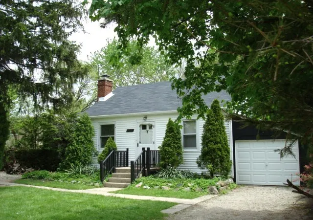 Single family home for sale at 9127 N Western Ave, Des Plaines, IL 60016 | MLS# 12782799