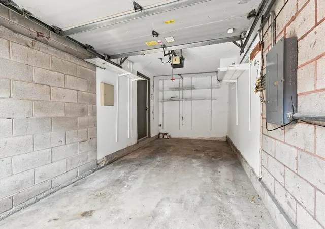 Photo 3 of Townhouse for sale at 1254 S Federal St #E, Chicago, IL 60605 | MLS# 12782821 | Listing updated on 2026-10-30