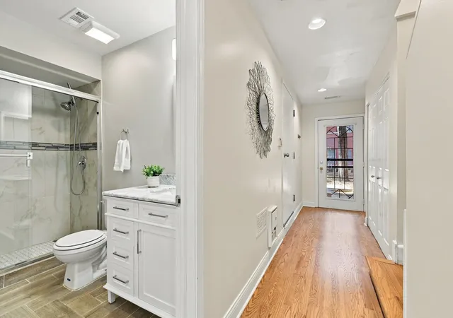 Photo 4 of Townhouse for sale at 1254 S Federal St #E, Chicago, IL 60605 | MLS# 12782821 | Listing updated on 2026-10-30
