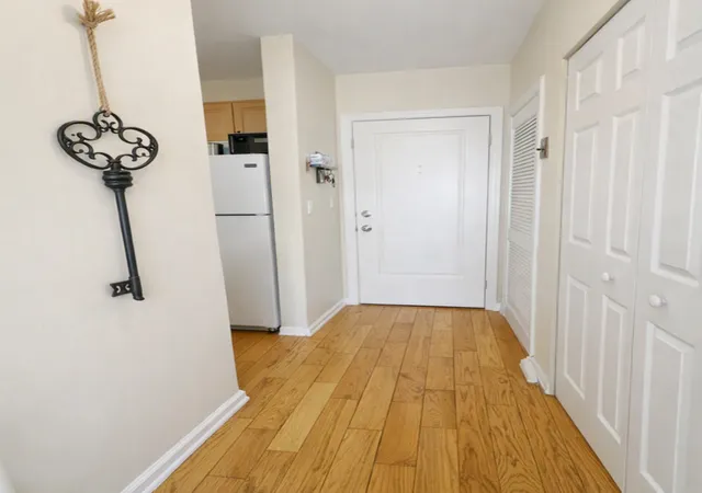 Photo 1 of Condo for sale at 1919 Prairie Sq #302, Schaumburg, IL 60173 | MLS# 12782854 | Listing updated on 2026-10-23