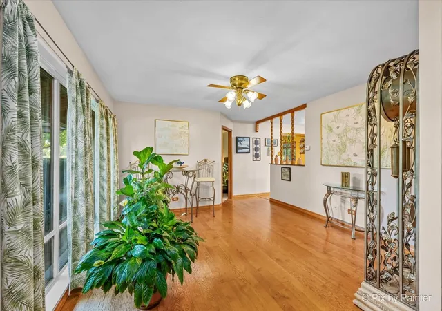 Photo 3 of Single family home for sale at 400 E Thacker St, Hoffman Estates, IL 60169 | MLS# 12782870 | Listing updated on 2026-10-20