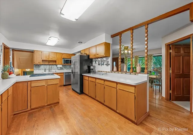 Photo 4 of Single family home for sale at 400 E Thacker St, Hoffman Estates, IL 60169 | MLS# 12782870 | Listing updated on 2026-10-20