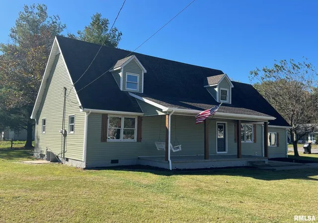 Photo 1 of Single family home for sale at 600 E 15th Street, Metropolis, IL 62960 | MLS# 12782876 | Listing updated on 2026-10-17
