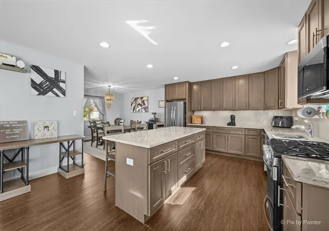 Photo 3 of Single family home for sale at 5031 W Hawk Ln, Monee, IL 60449 | MLS# 12782886 | Listing updated on 2026-10-21