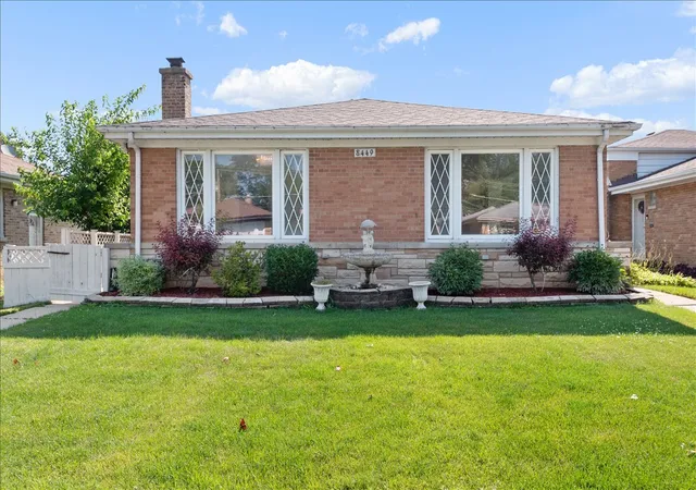 Single family home for sale at 8449 N St Louis Ave, Skokie, IL 60076 | MLS# 12782914