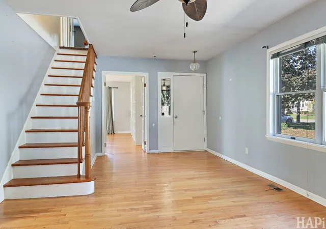 Photo 2 of Single family home for sale at 1404 N Green St, Mc Henry, IL 60050 | MLS# 12782917 | Listing updated on 2026-10-22