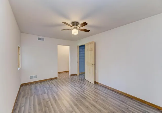Photo 4 of Single family home for sale at 9237 Van Emmon Rd, Yorkville, IL 60560 | MLS# 12782953 | Listing updated on 2026-10-20