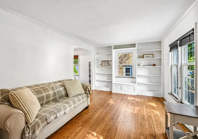 Photo 3 of House for sale at 1706 Stockton Ave, Des Plaines, IL 60018 | MLS# 12783010 | Listing updated on 2026-10-21