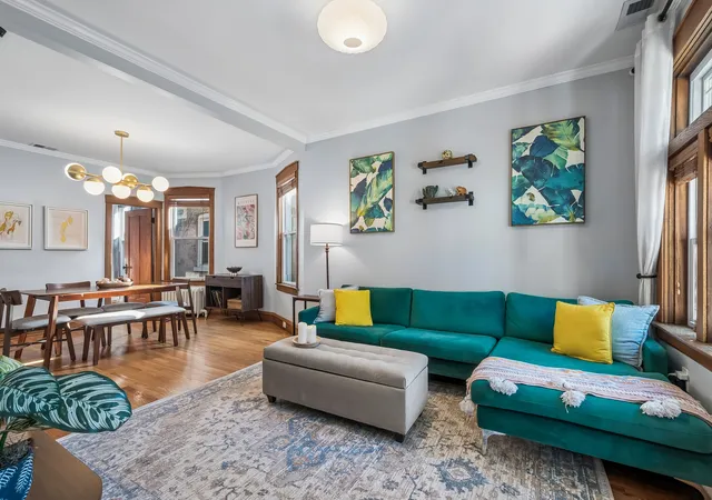 Photo 3 of Single family home for sale at 3923 N Mozart St, Chicago, IL 60618 | MLS# 12783014 | Listing updated on 2026-10-23