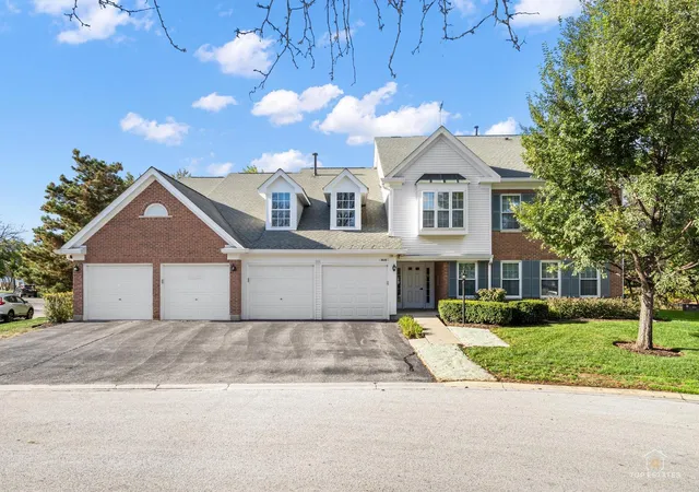 Photo 1 of Townhouse for sale at 816 Butternut Ln #A, Mount Prospect, IL 60056 | MLS# 12783044 | Listing updated on 2026-10-20