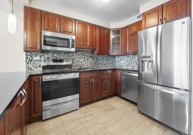 Photo 3 of Condo for sale at 10 E Ontario St #4705, Chicago, IL 60611 | MLS# 12783066 | Listing updated on 2026-10-20