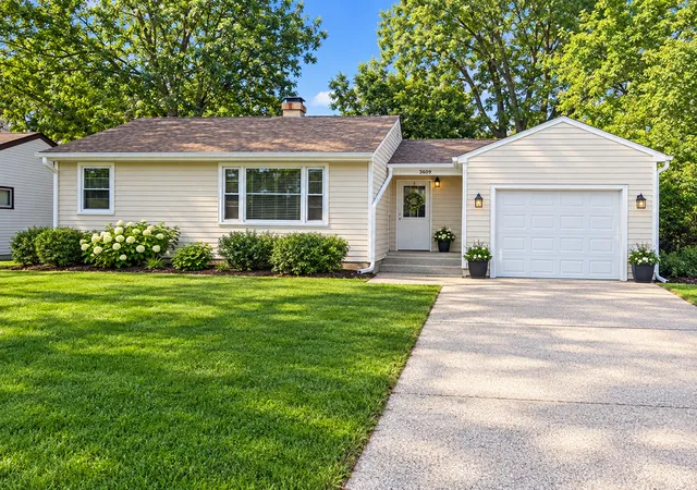 Single family home for sale at 5609 Bunny Ave, McHenry, IL 60051 | MLS# 12783079