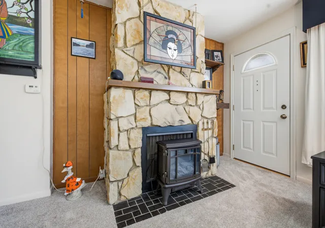 Photo 4 of Single family home for sale at 116 Dennis Dr, Bensenville, IL 60106 | MLS# 12783109 | Listing updated on 2026-10-22