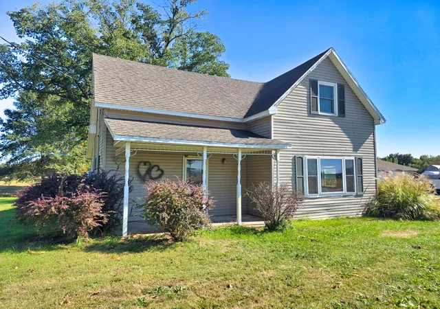 Photo 1 of Single family home for sale at 22800 Highway 45, Louisville, IL 62858 | MLS# 12783111 | Listing updated on 2026-10-20