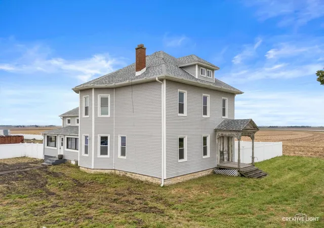 Photo 2 of Single family home for sale at 16296 Il 47, Newark, IL 60541 | MLS# 12783133 | Listing updated on 2026-10-21