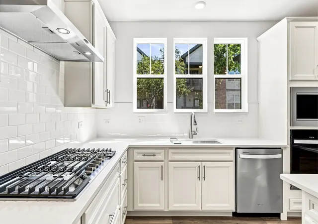 Photo 2 of Townhouse for sale at 2760 Preserve Cir #12002, Aurora, IL 60502 | MLS# 12783135 | Listing updated on 2026-10-12