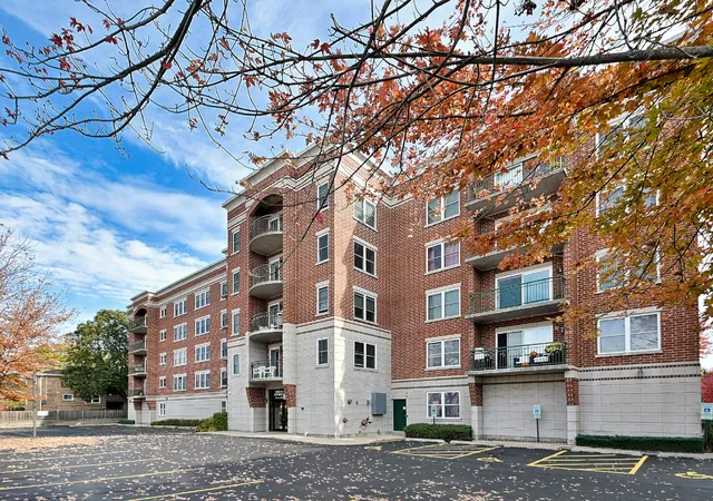 Photo 1 of Condo for sale at 104 N Plum Grv Rd #402, Palatine, IL 60067 | MLS# 12783136 | Listing updated on 2026-10-29