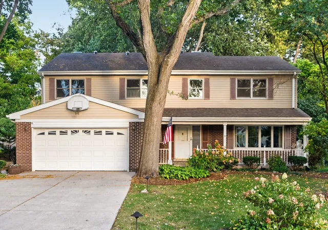 Photo 1 of Single family home for sale at 629 N Forrest Ave, Arlington Heights, IL 60004 | MLS# 12783143 | Listing updated on 2026-10-21