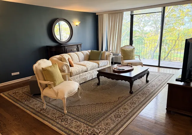 Photo 2 of Condo for sale at 2000 Saint Regis Dr #7J, Lombard, IL 60148 | MLS# 12783147 | Listing updated on 2026-10-22