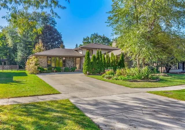 Single family home for sale at 349 79th Street, Willowbrook, IL 60527 | MLS# 12783207