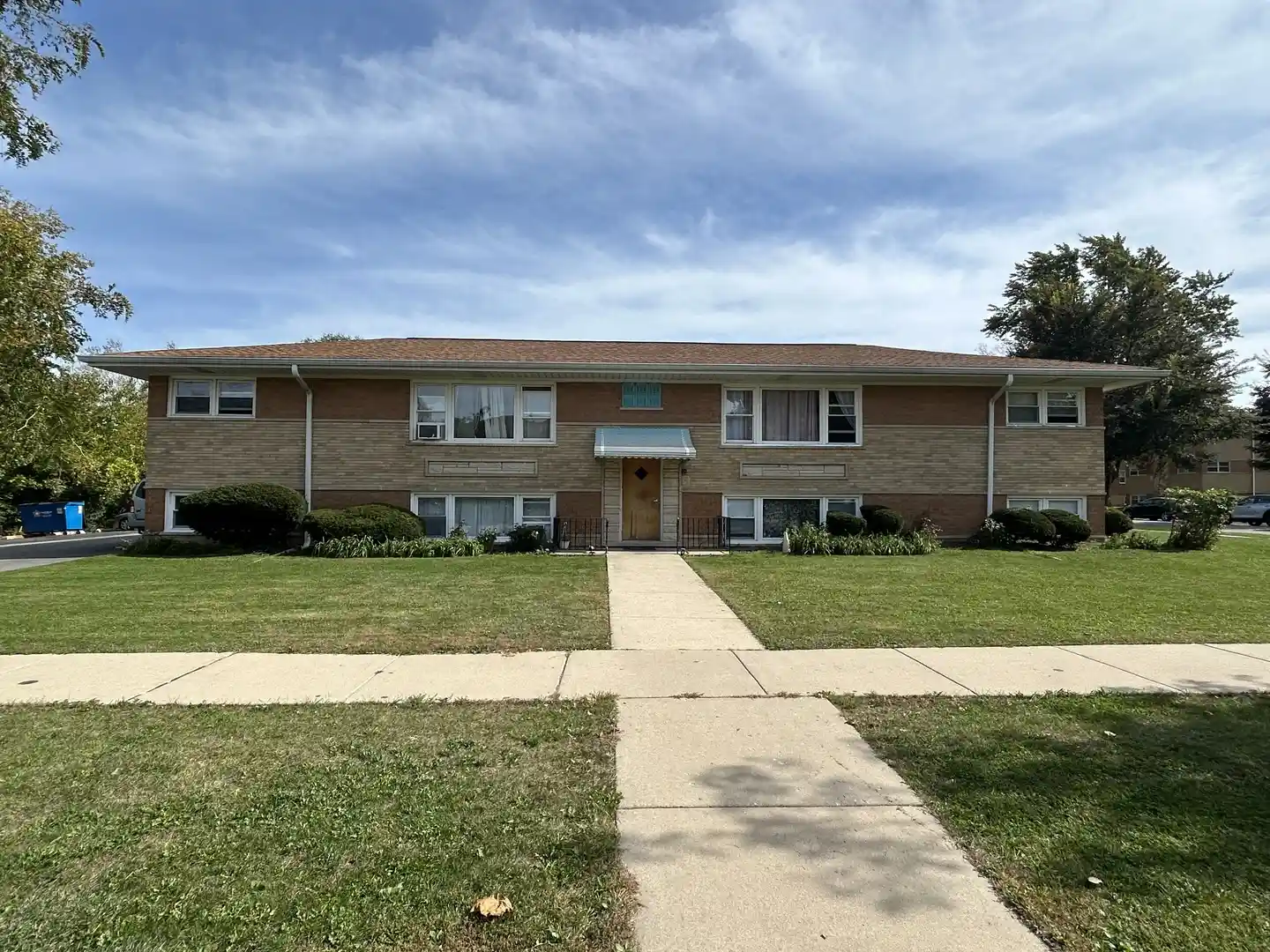 Listing Photo 1 - Condo for sale in 224 W Michael Ln located at 224 W Michael Ln, Addison, IL 60101 - Unit 224 W Michael Ln