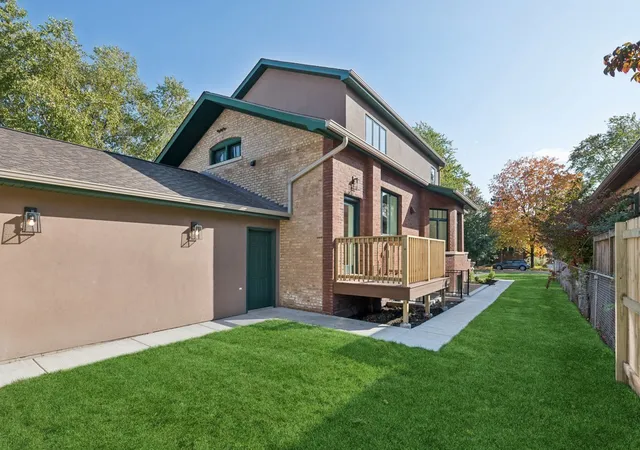 Photo 1 of Single family home for sale at 2616 W Sunnyside Ave, Chicago, IL 60625 | MLS# 12783259 | Listing updated on 2026-10-22