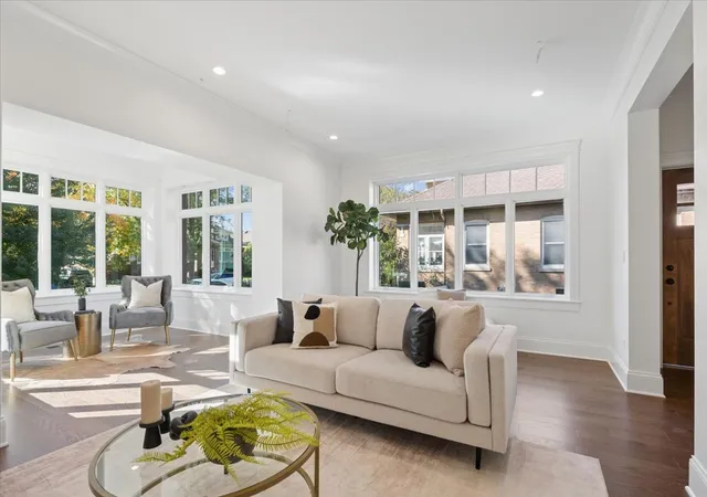 Photo 3 of Single family home for sale at 2616 W Sunnyside Ave, Chicago, IL 60625 | MLS# 12783259 | Listing updated on 2026-10-22