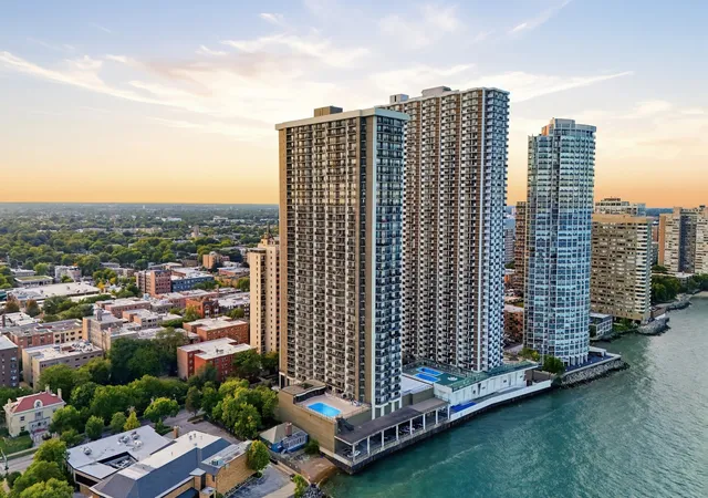 Condo for sale at 6007 N Sheridan Rd #6H, Chicago, IL 60660 | MLS# 12783272 | Listing updated on 2026-10-18