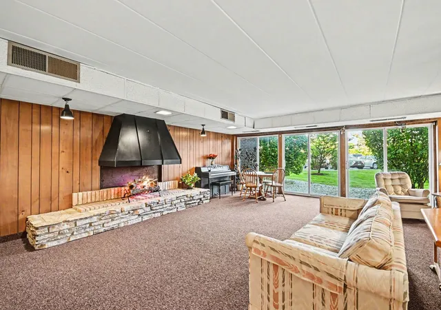 Photo 3 of Condo for sale at 2900 Maple Ave #20-E, Downers Grove, IL 60515 | MLS# 12783311 | Listing updated on 2026-10-27