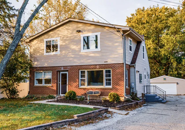 Photo 1 of Single family home for sale at 26316 W Rollins Rd, Ingleside, IL 60041 | MLS# 12783324 | Listing updated on 2026-10-20
