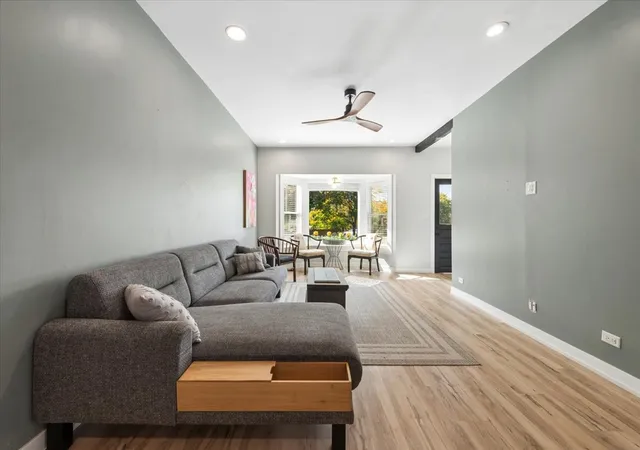 Photo 4 of Single family home for sale at 2966 W Nelson St, Chicago, IL 60618 | MLS# 12783382 | Listing updated on 2026-10-21