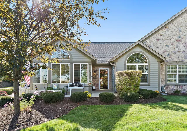 Photo 3 of Condo for sale at 2020 Olmstead Dr #2020, Woodstock, IL 60098 | MLS# 12783385 | Listing updated on 2026-10-29