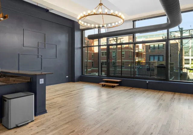Photo 3 of Condo for sale at 1224 W Van Buren St #222, Chicago, IL 60607 | MLS# 12783391 | Listing updated on 2026-10-20