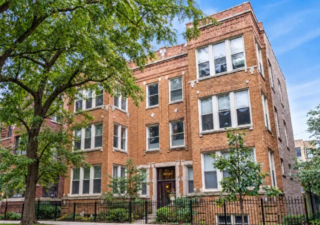 Photo 1 of Condo for sale at 907 W Margate Ter #2, Chicago, IL 60640 | MLS# 12783409 | Listing updated on 2026-10-21