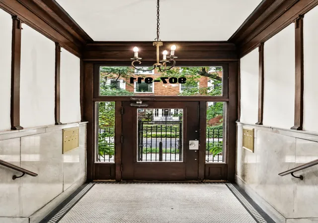 Photo 2 of Condo for sale at 907 W Margate Ter #2, Chicago, IL 60640 | MLS# 12783409 | Listing updated on 2026-10-21
