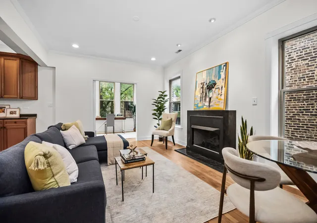 Photo 3 of Condo for sale at 907 W Margate Ter #2, Chicago, IL 60640 | MLS# 12783409 | Listing updated on 2026-10-21