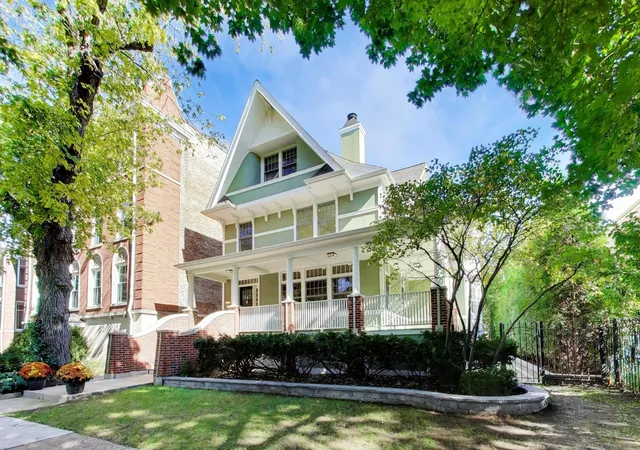 Single family home for sale at 5331 N Magnolia Ave, Chicago, IL 60640 | MLS# 12783475 | Listing updated on 2026-10-27
