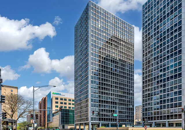 Condo for sale at 340 W Diversey Pkwy #815, Chicago, IL 60657 | MLS# 12783515