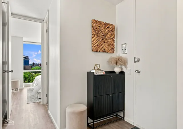 Photo 2 of Condo for sale at 340 W Diversey Pkwy #815, Chicago, IL 60657 | MLS# 12783515 | Listing updated on 2026-10-20